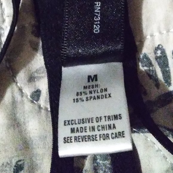 Pink and Black Bra - Picture 2 of 2